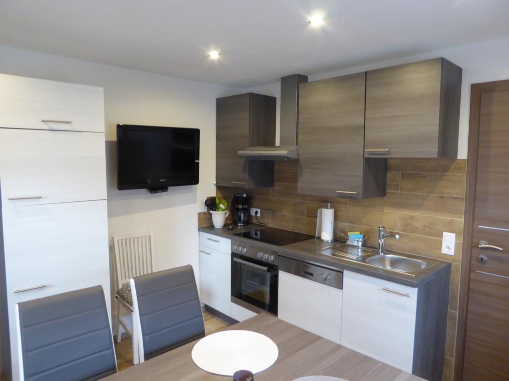 Ferienwohnung Kasbacher Фуш-ан-дер-Гросглокнерштрассе Экстерьер фото